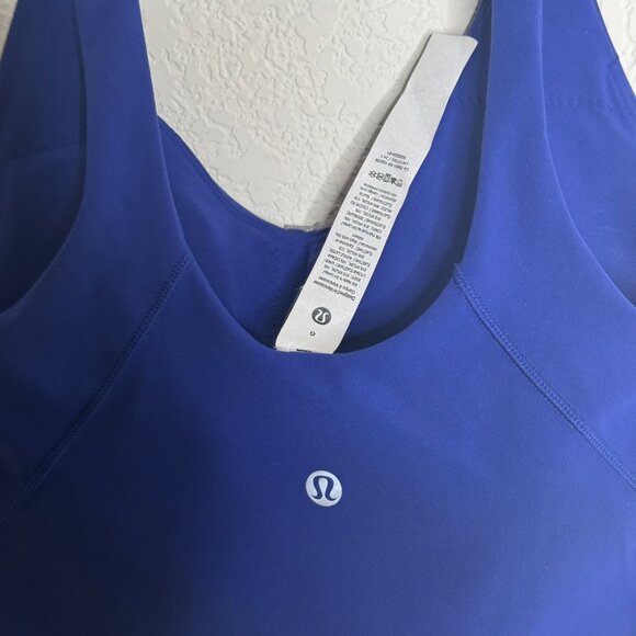 EUC Lululemon Align Tank Top Woman's sz 6 Royal Blue Pads - Picture 5 of 8